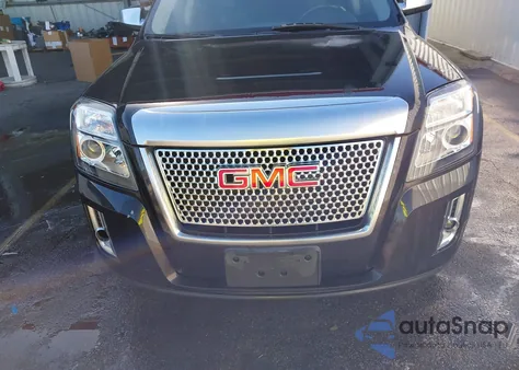 2013 GMC Terrain Denali z USA, uszkodzony, nr VIN 2GKFLYE37D6213113